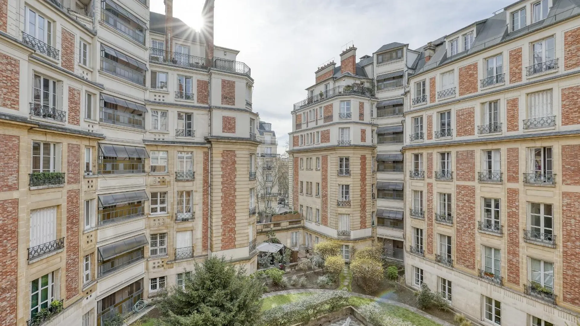 파리 Wonderful & Large Flat In The 7Th - Eiffel Tower 아파트